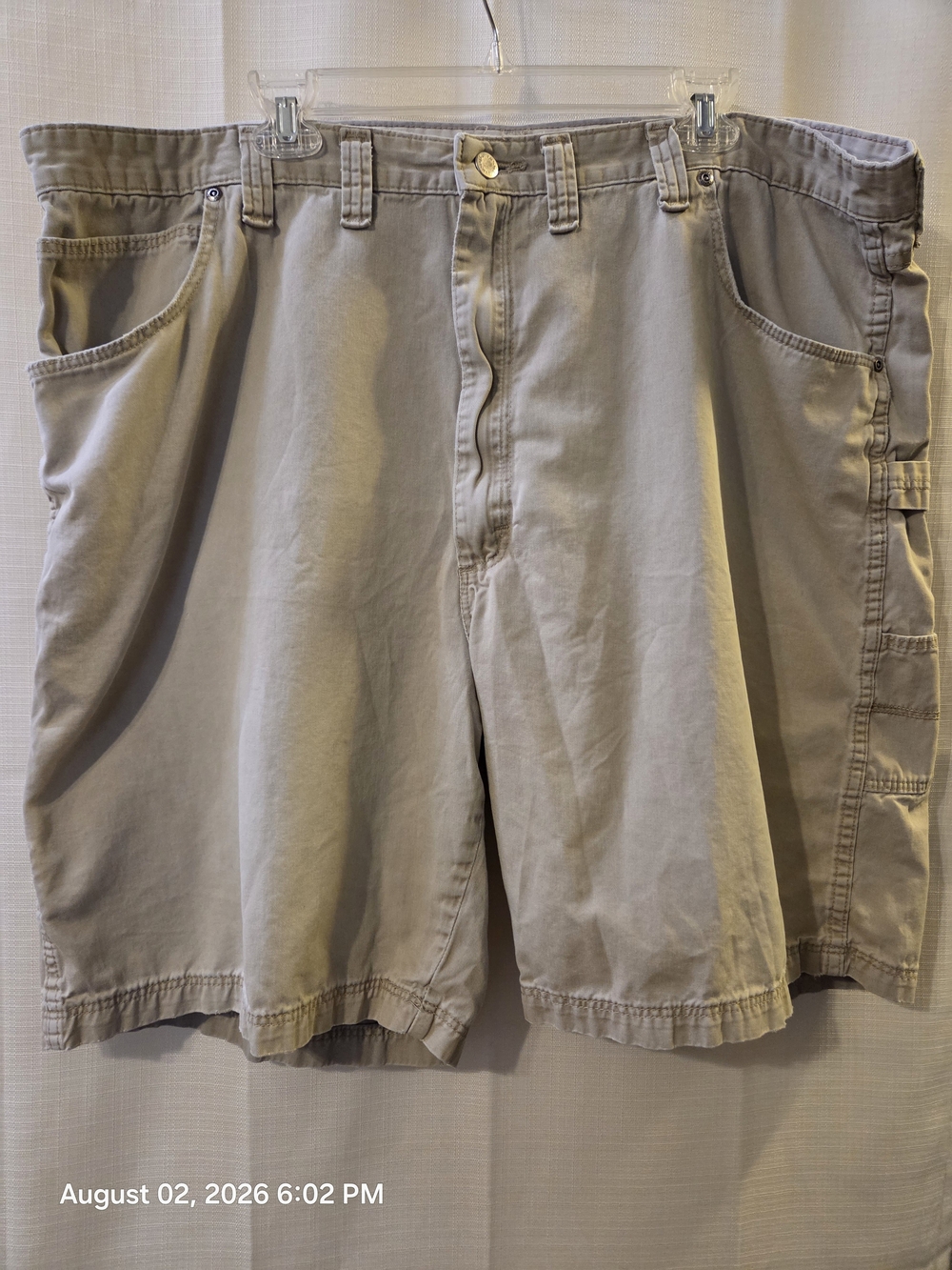 Wrangler Men's Light Khaki Cargo Shorts